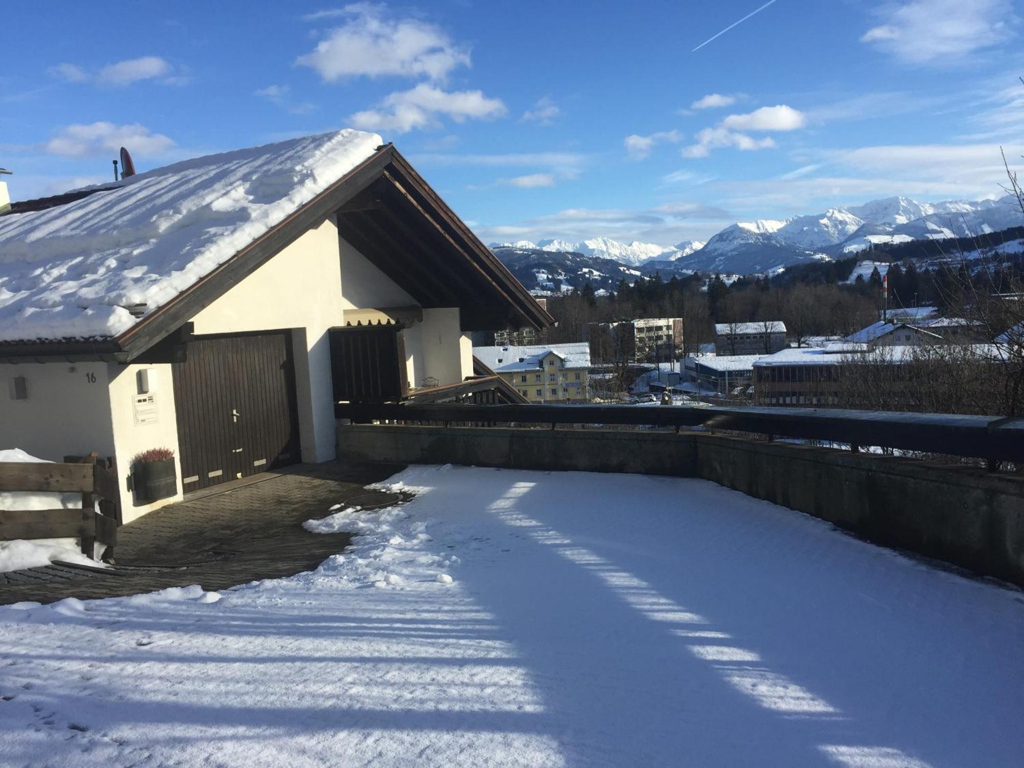 Apartment Exklusiver Souterrain - Zentral, Ruhig Mit Grosser Terrasse, Bergblick Und Privaten Sauna Zzgl *