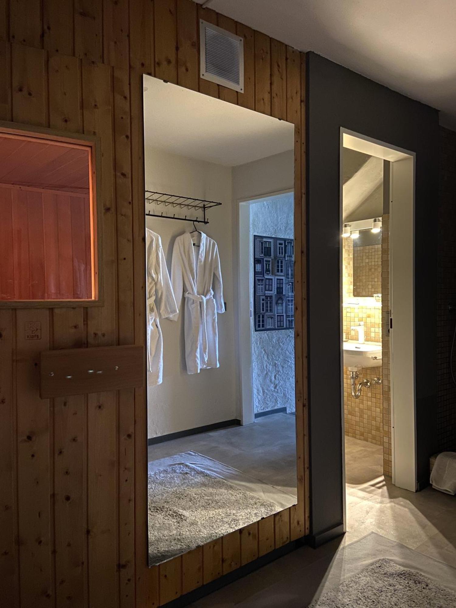 Exklusiver Souterrain - Zentral, Ruhig Mit Grosser Terrasse, Bergblick Und Privaten Sauna Zzgl Apartment Immenstadt im Allgäu