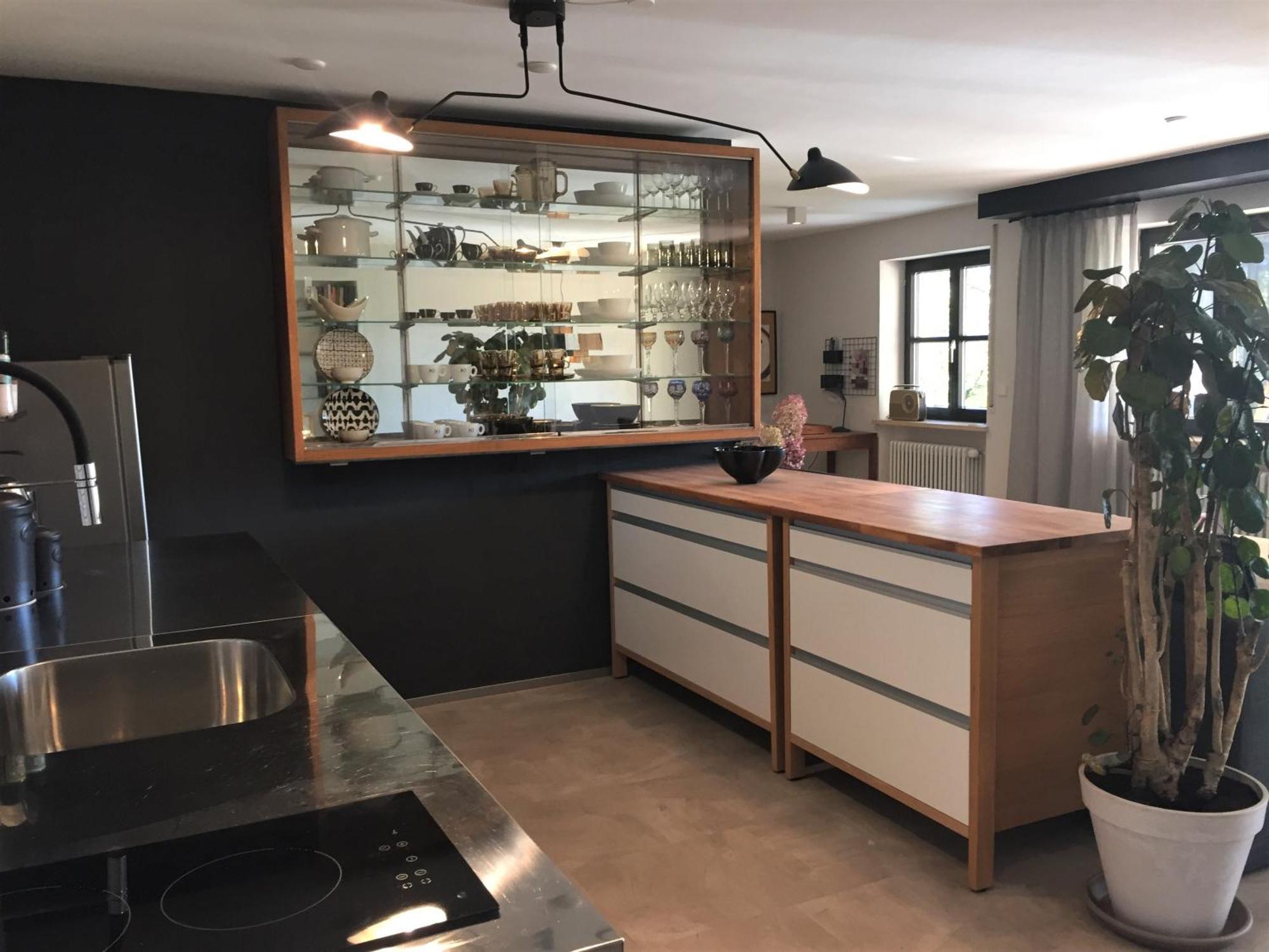 Exklusiver Souterrain - Zentral, Ruhig Mit Grosser Terrasse, Bergblick Und Privaten Sauna Zzgl